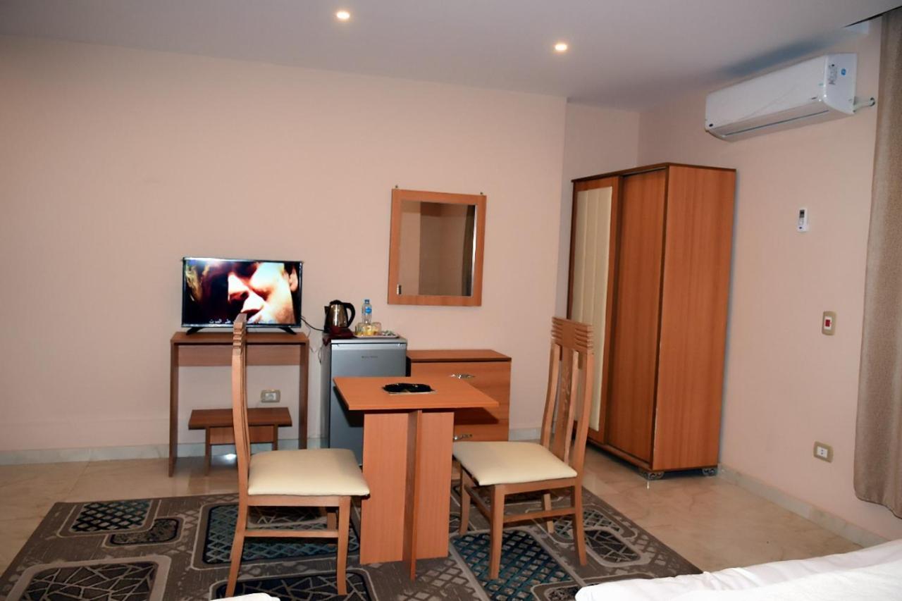 Grand Pyramids View Hotel Каир Экстерьер фото