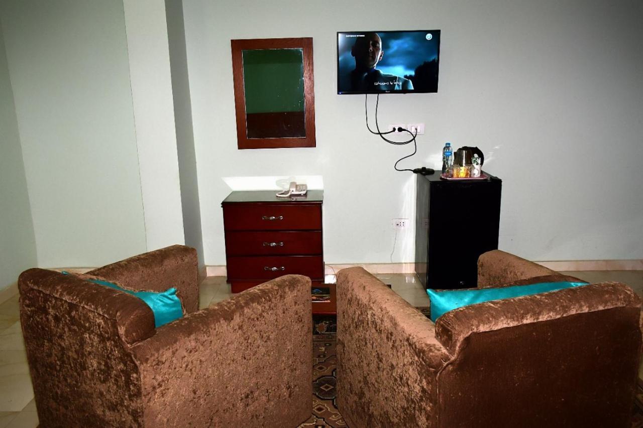 Grand Pyramids View Hotel Каир Экстерьер фото