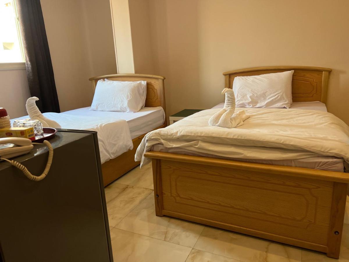 Grand Pyramids View Hotel Каир Экстерьер фото