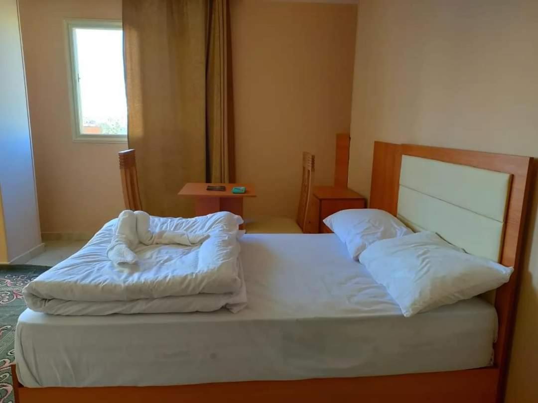 Grand Pyramids View Hotel Каир Экстерьер фото